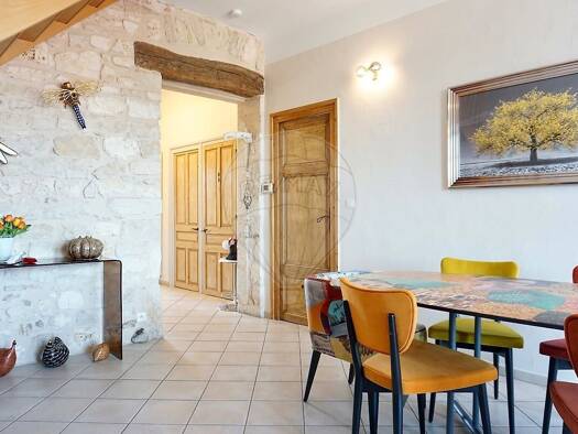 Appartement à vendre 310 000 € 5 pièces 3 chambres 127 m² Anse 69480