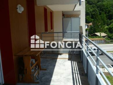 Appartement à louer 914 € 3 pièces 2 chambres 63,3 m² 2ème étage Centre Varces-Allières-et-Risset 38760