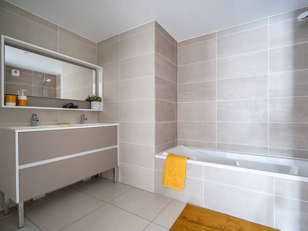 Appartement à vendre - neuf 699 000 € 5 pièces 117 m² Étage 3/3 Francheville le Bas-Châter Francheville 69340