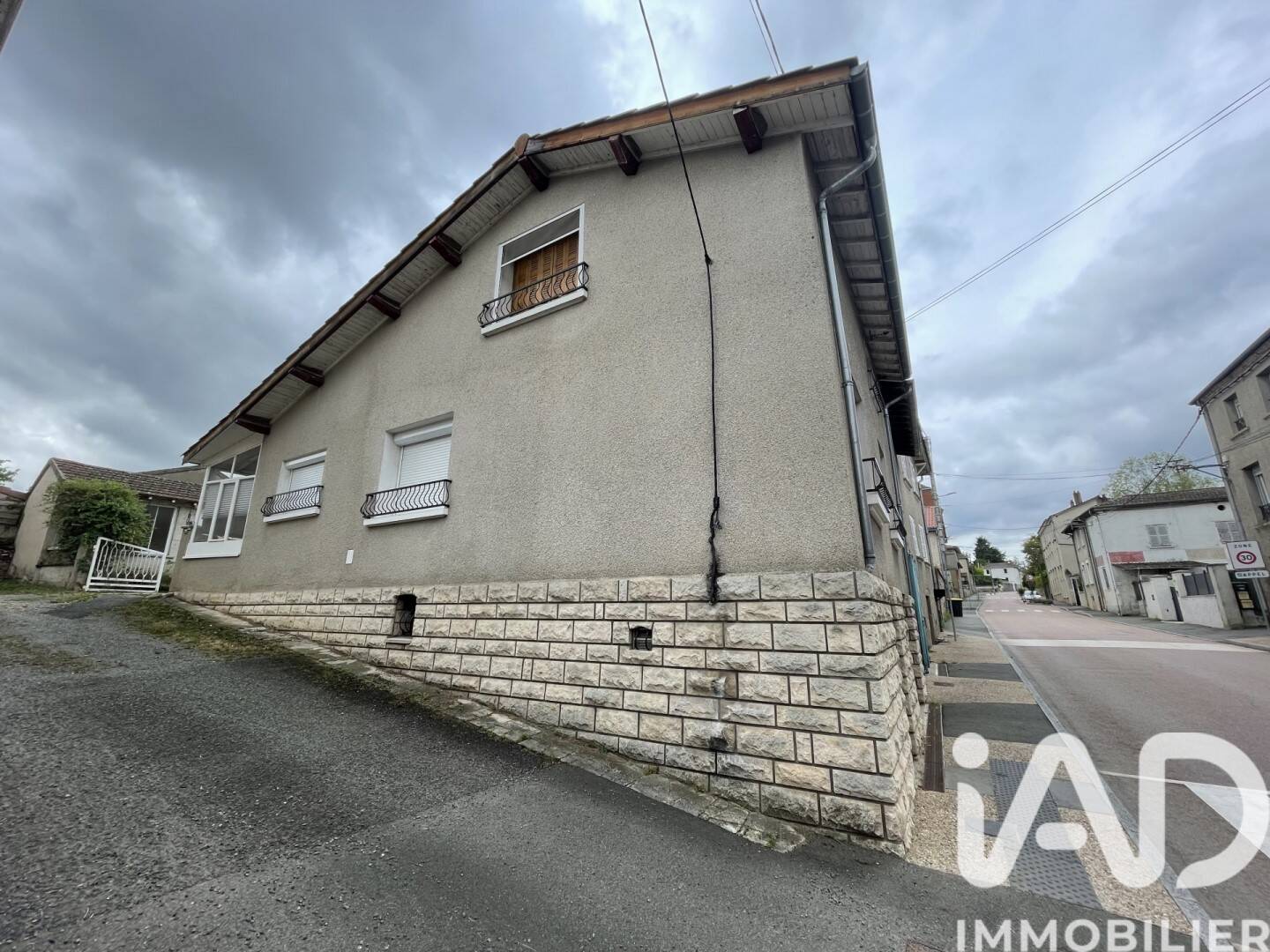 Maison à vendre, 115m², NERVIEUX