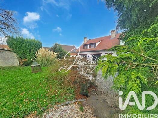 Maison à vendre 655 000 € 10 pièces 5 chambres 261 m² 2 865 m² de terrain Péroy-les-Gombries 60440