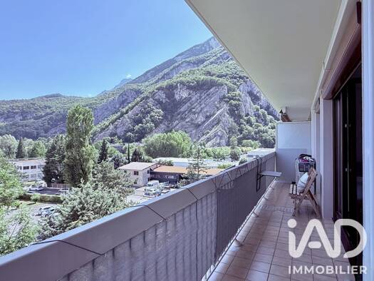 Appartement à vendre 208 000 € 4 pièces 3 chambres 81 m² Étage 5/10 La Falaise Sassenage 38360
