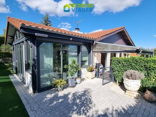 Maison en viager occupé Bouquet 148 000 € 6 pièces 4 chambres 200 m² Zone Val d'Allier Cournon-d'Auvergne 63800