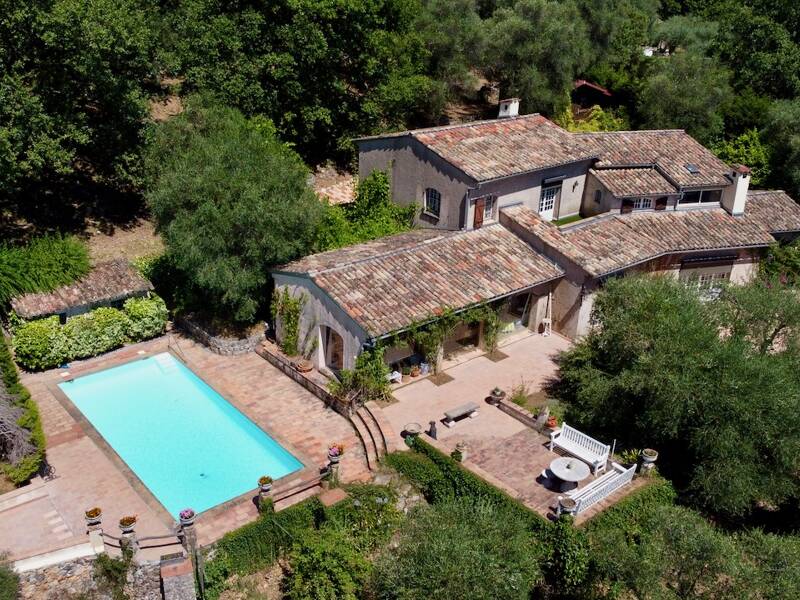Maison à vendre, 220m², TOURRETTES SUR LOUP