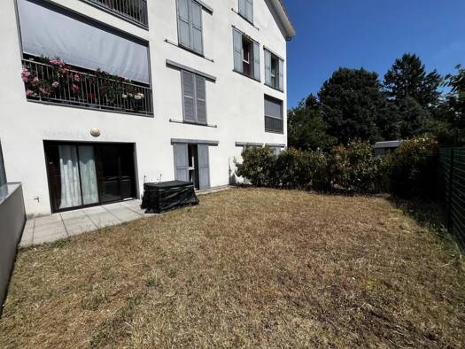 Appartement à vendre 159 000 € 2 pièces 1 chambre 49 m² RDC Crémieu 38460