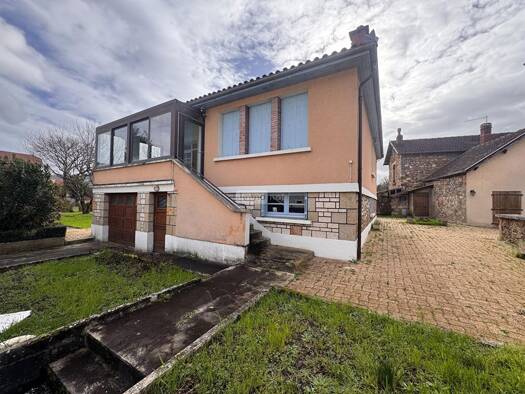 Maison à vendre 209 000 € 5 pièces 2 chambres 93,1 m² 768 m² de terrain Capdenac-Gare 12700