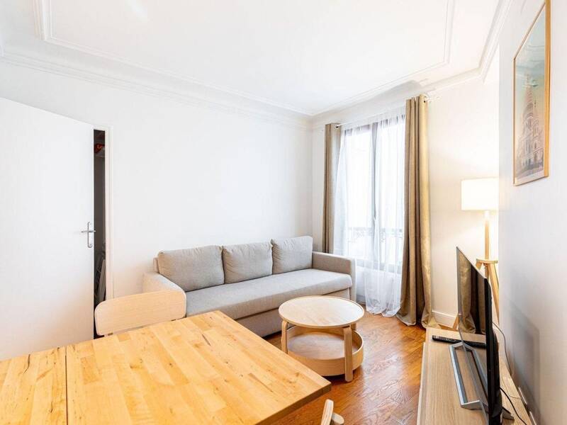 Maison à louer, 32m², PARIS 18E