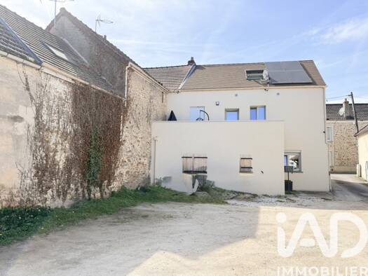 Maison à vendre 468 000 € 5 pièces 3 chambres 102 m² 218 m² de terrain Vert-le-Petit 91710