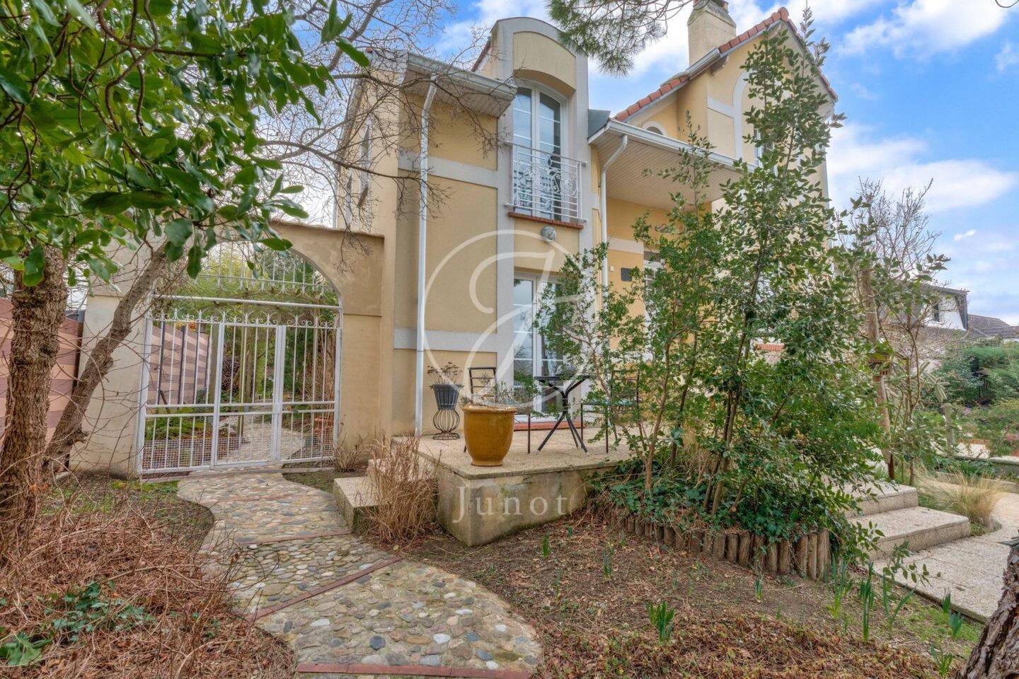 Maison à vendre, 215m², RUEIL MALMAISON