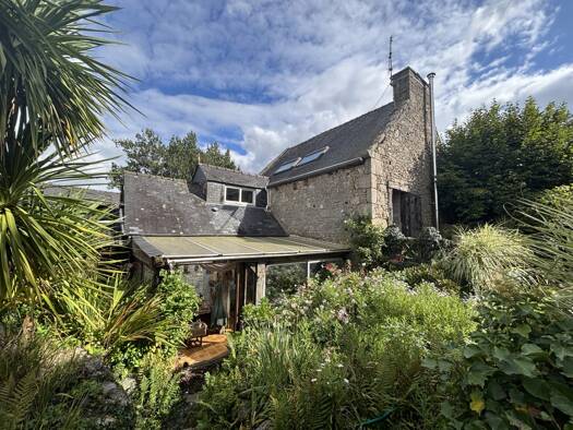 Maison à vendre 212 000 € 5 pièces 3 chambres 100 m² 700 m² de terrain Vildé-Guingalan 22980