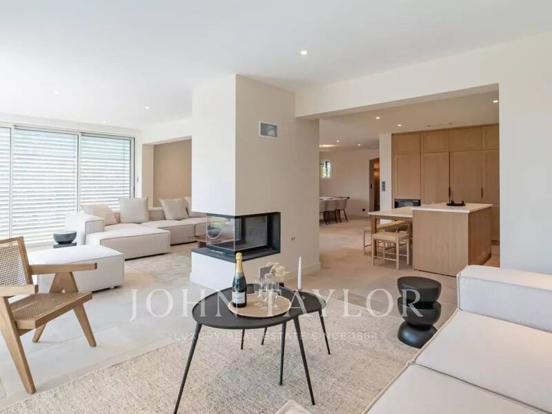 Maison à louer, 176m², VALBONNE