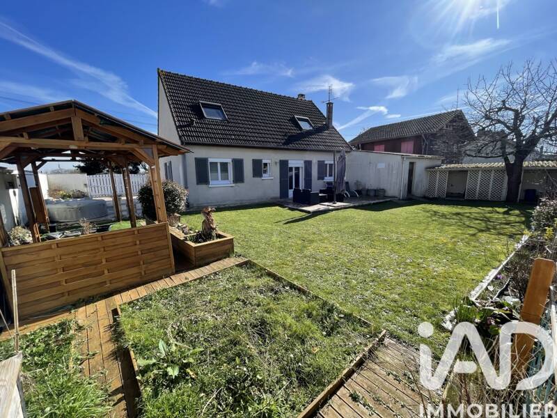Maison à vendre, 141m², NEUFMOUTIERS EN BRIE