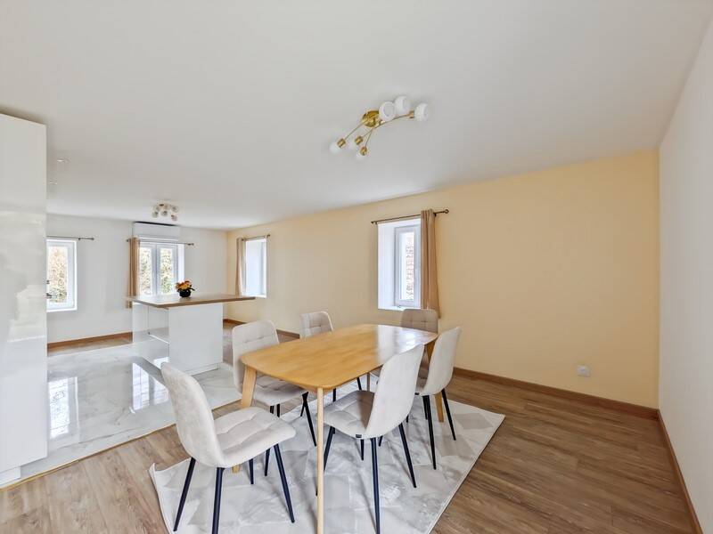 Maison à vendre, 208m², SAINT PAUL EN CHABLAIS