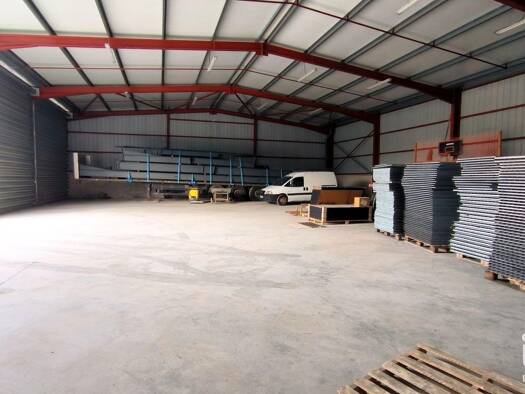 Local commercial à vendre 758 000 € 715 m² de surface de vente Bellocq 64270