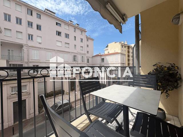 Maison à louer, 57m², CANNES