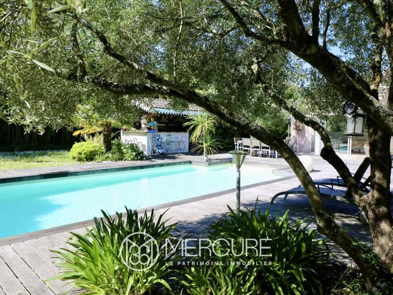 Maison à vendre, 271m², MERIGNAC