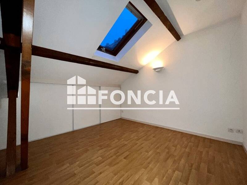 Maison à louer, 32m², LYON 8E