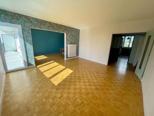 Appartement à vendre 199 000 € 5 pièces 3 chambres 100,27 m² Étage 3/4 Le Bourg Saint-Jean-le-Blanc 45650