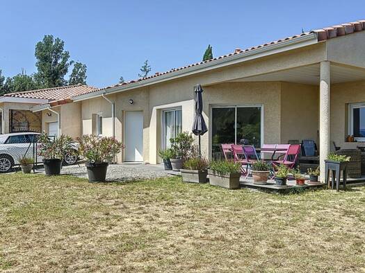 Maison à vendre 350 000 € 4 pièces 3 chambres 94 m² 525 m² de terrain Eurre 26400