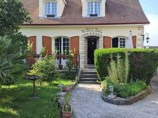 Maison à louer 1 320 € 6 pièces 5 chambres 140 m² 1 000 m² de terrain Darvault 77140