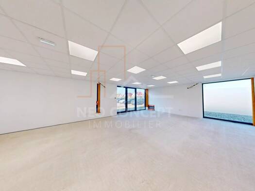 Local commercial à louer 740 € 82,9 m² de surface de vente Beinheim 67930