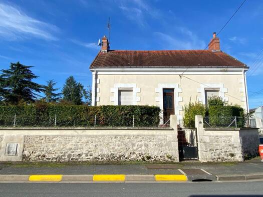 Maison à vendre 70 100 € 4 pièces 3 chambres 111 m² 1 328 m² de terrain Saint-Genou 36500