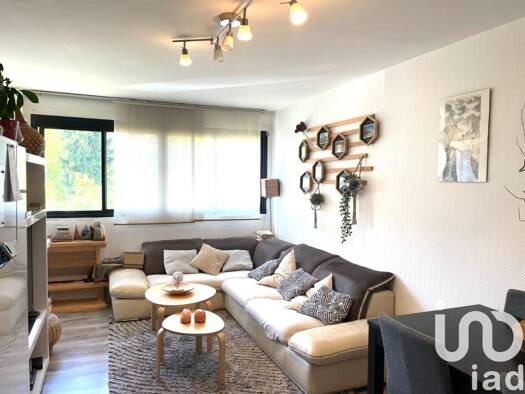 Appartement à vendre 130 000 € 2 pièces 1 chambre 43 m² Étage 3/3 Jean Monnet-Colline Saint Marc Franconville 95130