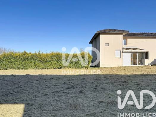 Maison à vendre 95 000 € 6 pièces 4 chambres 166 m² 1 628 m² de terrain Dommartin-Dampierre 51800