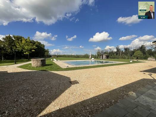 Villa à vendre 1 961 000 € 11 pièces 9 chambres 486,3 m² 8 318 m² de terrain Reiningue 68950