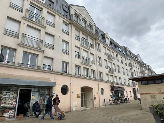 Appartement à vendre 238 000 € 3 pièces 2 chambres 60,51 m² Étage 4/4 Centre Ville Brétigny-sur-Orge 91220