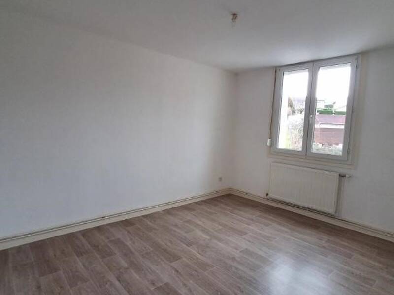 Maison à louer, 56m², LE CHAMBON FEUGEROLLES