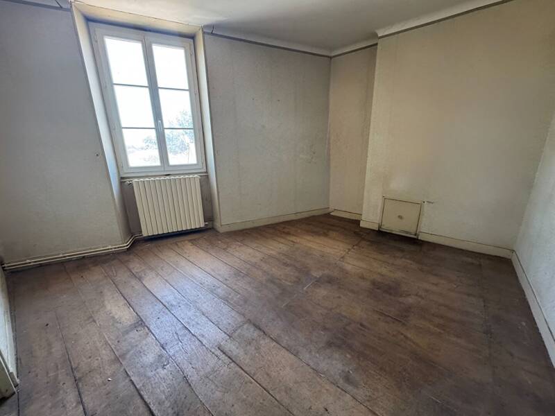 Maison à vendre, 198m², BUSSIERE POITEVINE