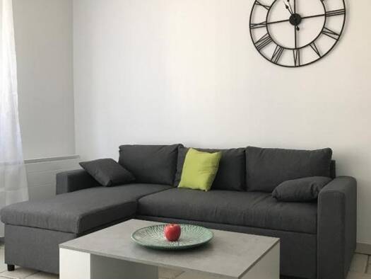 Colocation à louer 595 € 1 pièce 1 chambre 11 m² RDC Léon Blum-Winston Churchill Livry-Gargan 93190