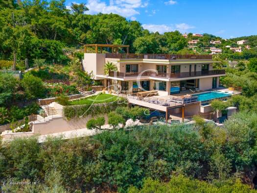 Villa à vendre 3 990 000 € 10 pièces 5 chambres 318 m² 2 100 m² de terrain Maure Vieille-La Napoule Mandelieu-la-Napoule 06210