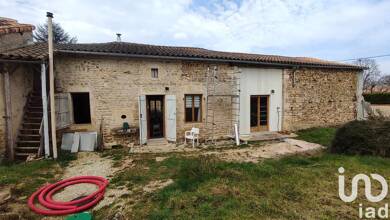 Maison à vendre 49 500 € 3 pièces 1 chambre 74 m² 1 647 m² de terrain La Chapelle-Pouilloux 79190