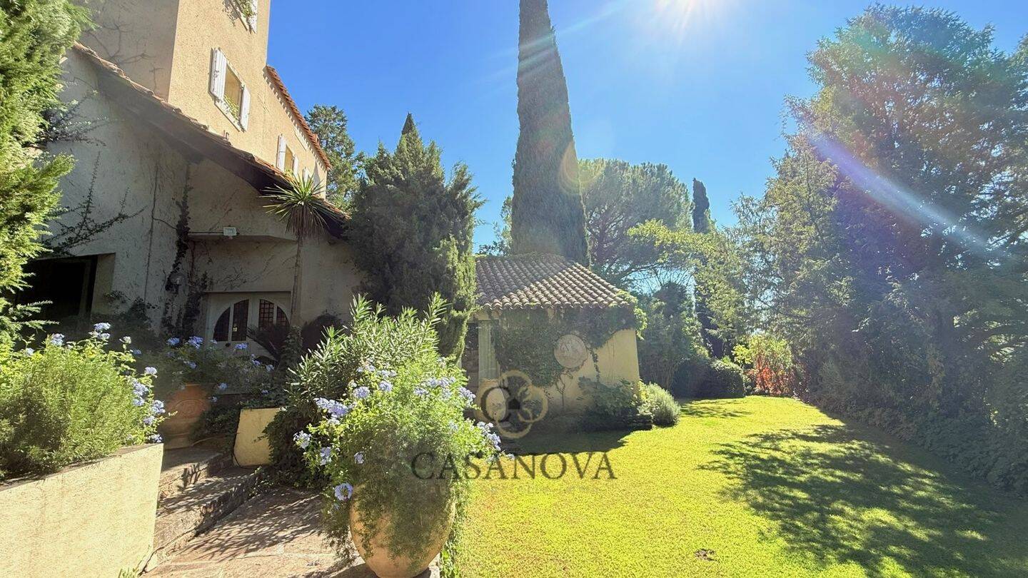 Maison à vendre, 234m², BEZIERS