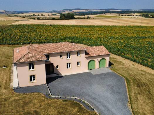Villa à vendre 680 000 € 8 pièces 5 chambres 274 m² 2 875 m² de terrain Louvigny 57420