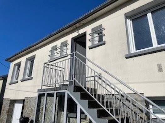 Maison à vendre 178 000 € 5 pièces 4 chambres 78 m² 503 m² de terrain Port-Brillet 53410