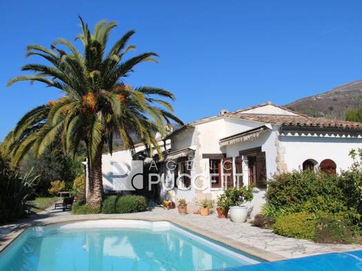 Villa à vendre 830 000 € 5 pièces 4 chambres 164 m² 1 564 m² de terrain Vence 06140