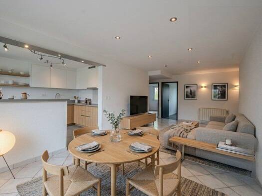 Appartement à vendre 319 000 € 4 pièces 3 chambres 84,16 m² Étage 3/4 Douvaine 74140