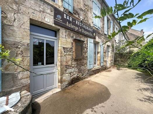 Immeuble à vendre 161 250 € 377 m² Sainte-Sévère-sur-Indre 36160