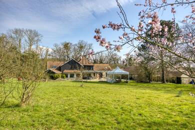 Maison à vendre 1 370 000 € 11 pièces 7 chambres 560 m² 25 480 m² de terrain Septeuil 78790