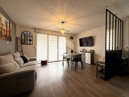 Appartement à vendre 166 000 € 2 pièces 1 chambre 44 m² RDC Beaulieu-Maladrerie-Saint Paul Caen 14000