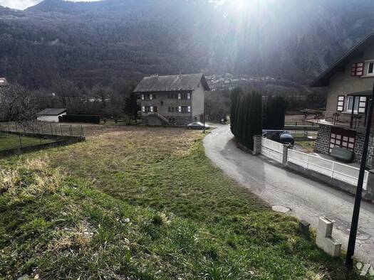 Terrain à vendre 86 700 € 1 232 m² de terrain St Julien Mont Denis 73870