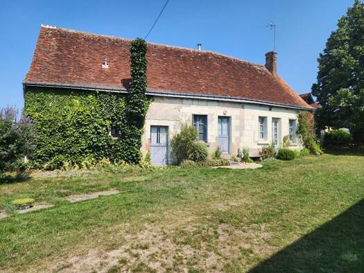 Maison de plain-pied à vendre 214 500 € 4 pièces 2 chambres 85 m² 2 544 m² de terrain Genillé 37460
