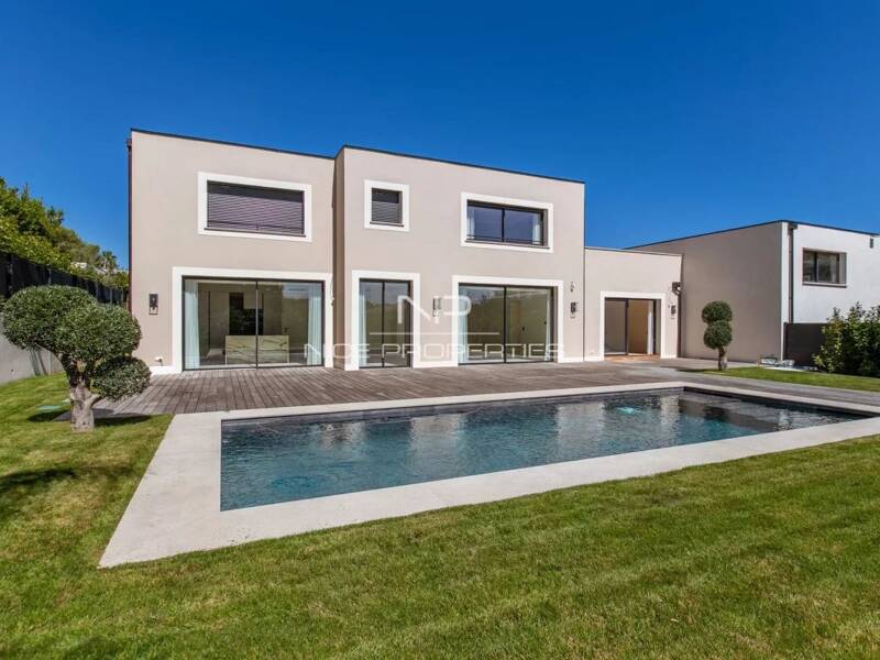 Maison à vendre, 280m², MOUANS SARTOUX