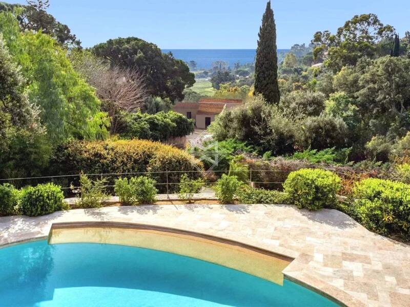 Maison à vendre, 200m², LA CROIX VALMER