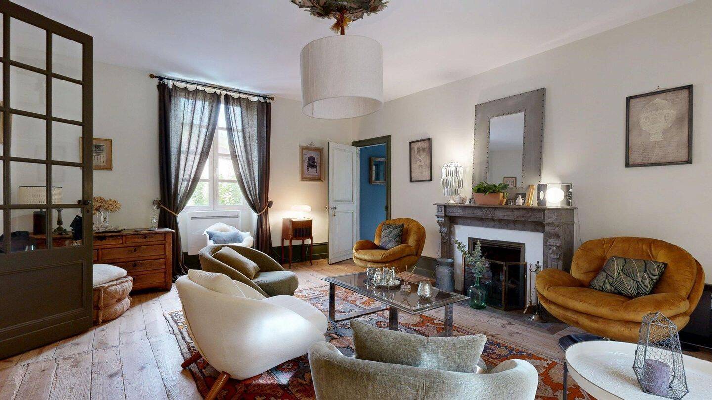 Maison à vendre, 350m², LE BUISSON DE CADOUIN