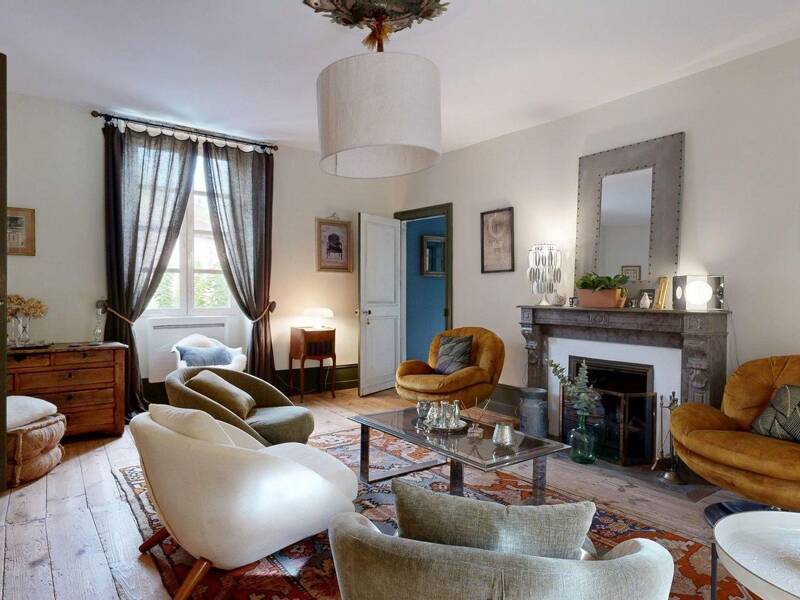 Maison à vendre, 350m², LE BUISSON DE CADOUIN