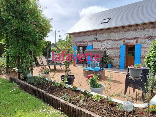 Maison à vendre 233 500 € 4 pièces 3 chambres 110 m² 2 200 m² de terrain Les Loges 76790